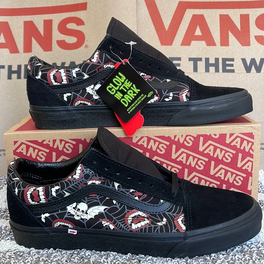 Vans Men’s Old Skool Glow Frights Black/Black Sneakers